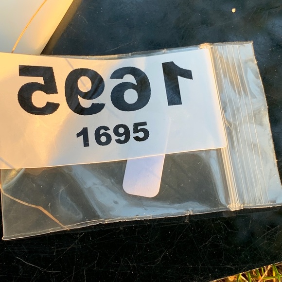 1.98 Carat Oval Blue Zircon - Precision Faceting - PLEASE SEE VIDEO - Picture 13 of 17